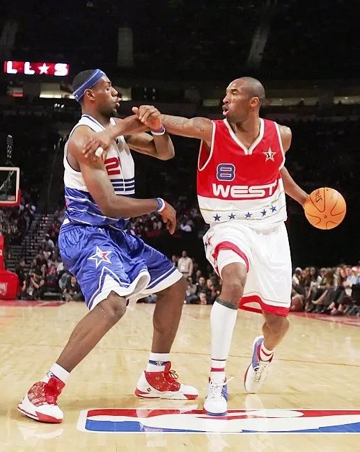  法甲全明星赛因暴雨延期至周末  