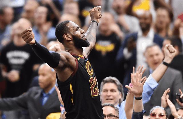  凯尔特人横扫76人晋级东部决赛  