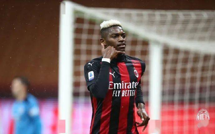  AC米兰青春风暴席卷赛场，莱奥奔袭破门展锋芒  